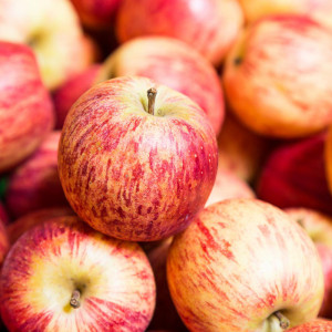 /ext/img/product/bonnes-affaires/23_09_20/700_pomme_1.jpg