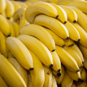 /ext/img/product/bonnes-affaires/25_04_23/200_bananes_1.jpg