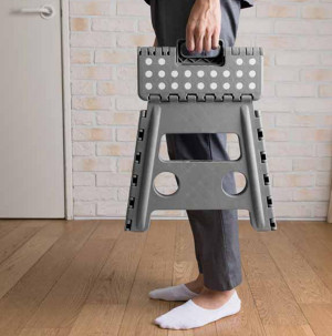 /ext/img/product/bonnes-affaires/26_07_08/400_tabouret_1.jpg