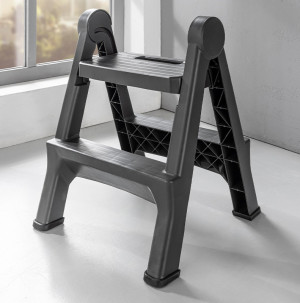 /ext/img/product/bonnes-affaires/26_07_22/300_escabeau_1.jpg