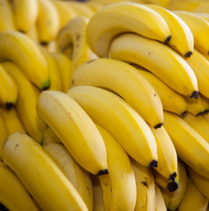 /ext/img/product/bonnes-affaires/26_08_26/200_bananes_1.jpg